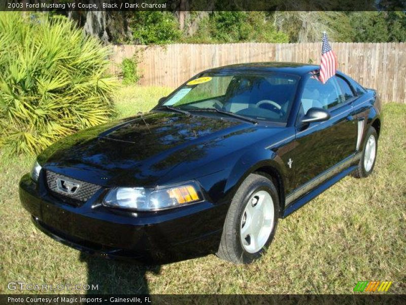 Black / Dark Charcoal 2003 Ford Mustang V6 Coupe