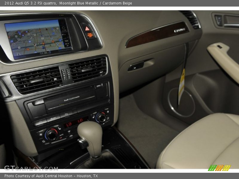 Moonlight Blue Metallic / Cardamom Beige 2012 Audi Q5 3.2 FSI quattro