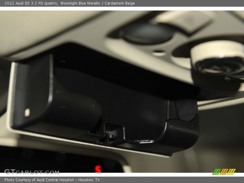 Moonlight Blue Metallic / Cardamom Beige 2012 Audi Q5 3.2 FSI quattro