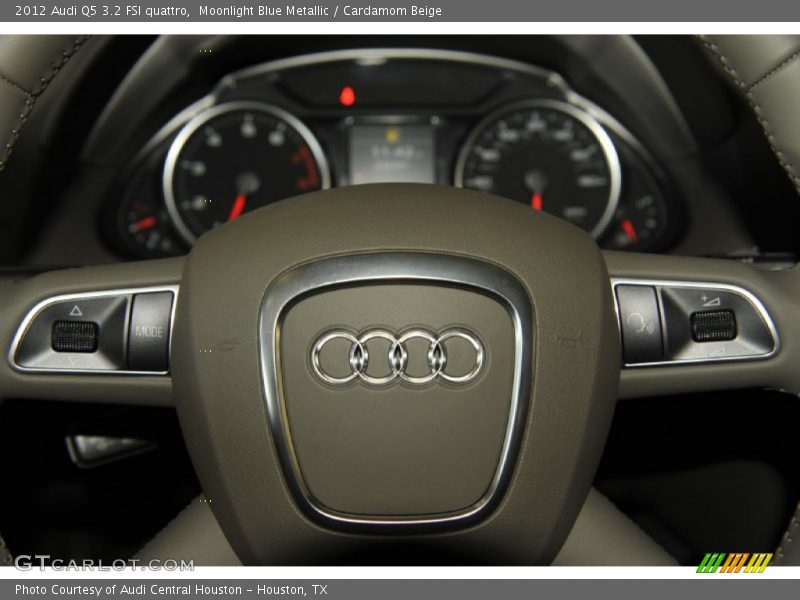 Controls of 2012 Q5 3.2 FSI quattro