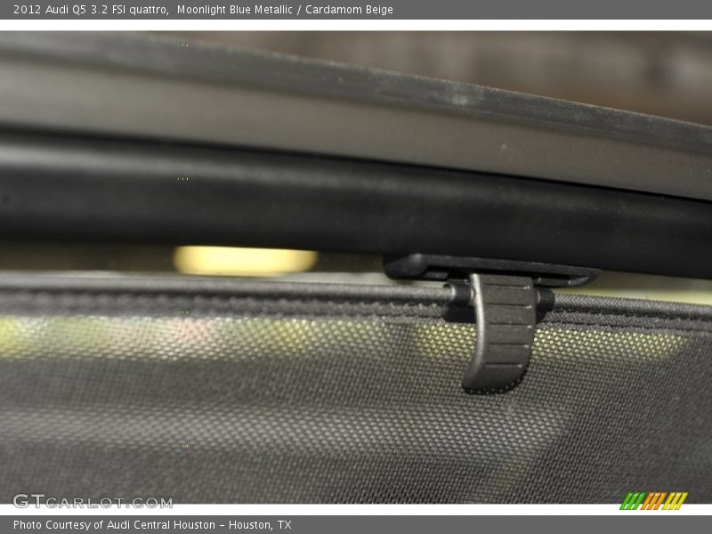 Moonlight Blue Metallic / Cardamom Beige 2012 Audi Q5 3.2 FSI quattro