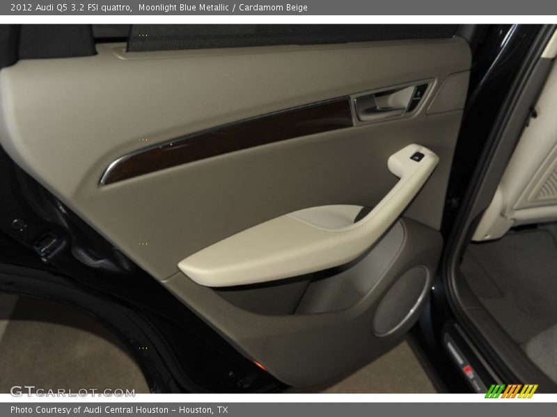 Moonlight Blue Metallic / Cardamom Beige 2012 Audi Q5 3.2 FSI quattro