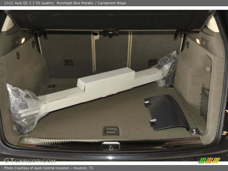  2012 Q5 3.2 FSI quattro Trunk