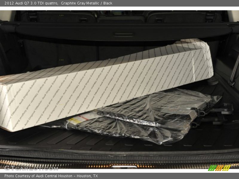 Graphite Gray Metallic / Black 2012 Audi Q7 3.0 TDI quattro