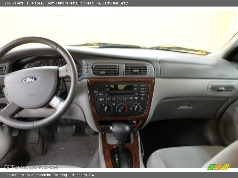 Light Tundra Metallic / Medium/Dark Flint Grey 2006 Ford Taurus SEL