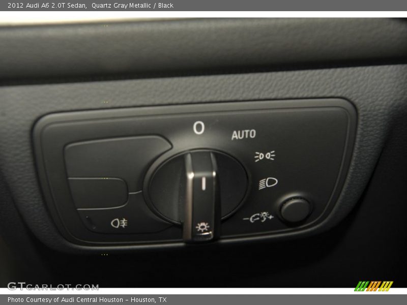 Controls of 2012 A6 2.0T Sedan