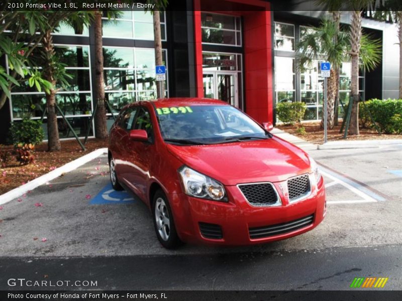 Red Hot Metallic / Ebony 2010 Pontiac Vibe 1.8L