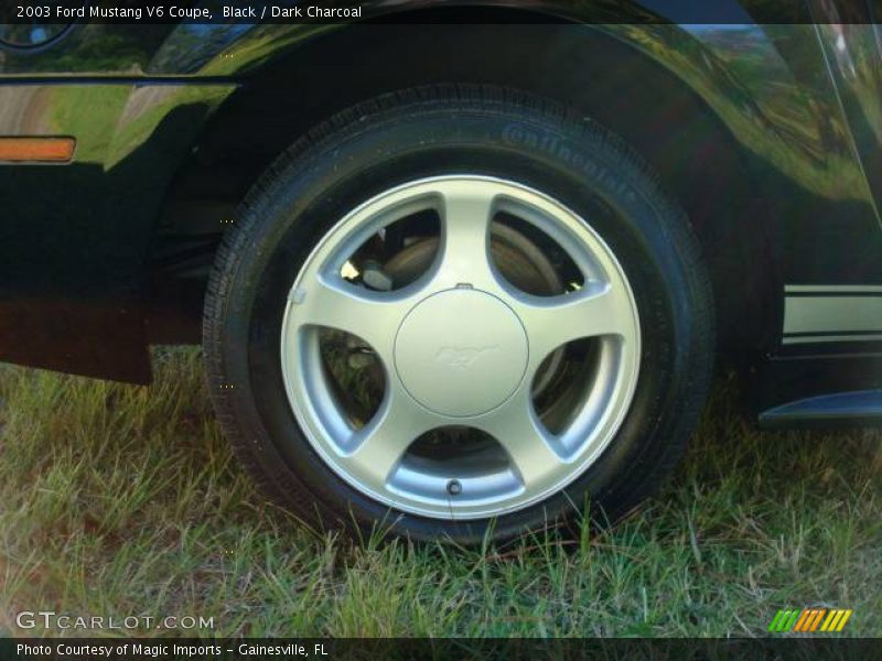 Black / Dark Charcoal 2003 Ford Mustang V6 Coupe
