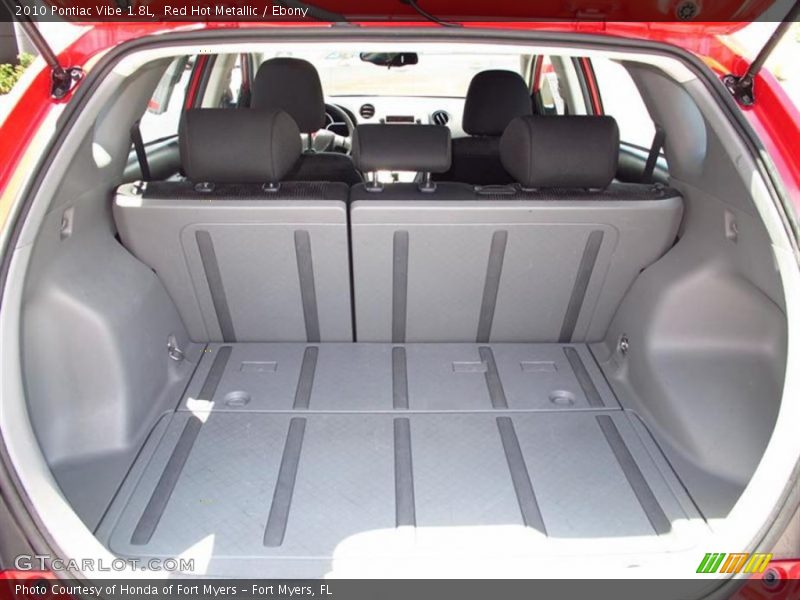 Red Hot Metallic / Ebony 2010 Pontiac Vibe 1.8L