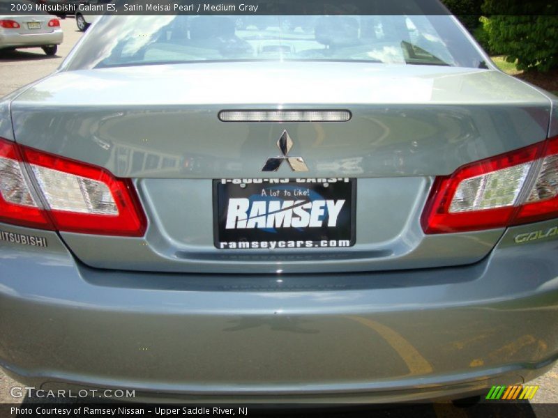 Satin Meisai Pearl / Medium Gray 2009 Mitsubishi Galant ES