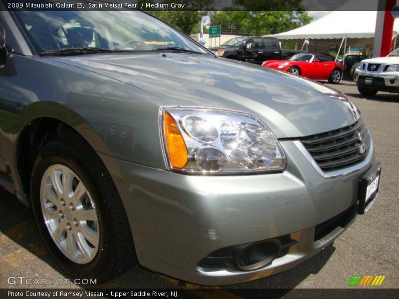 Satin Meisai Pearl / Medium Gray 2009 Mitsubishi Galant ES