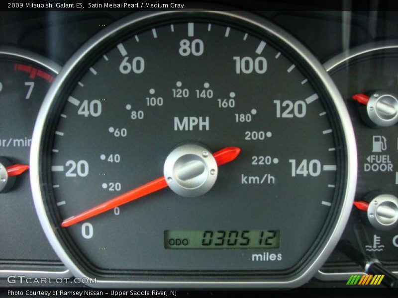 Satin Meisai Pearl / Medium Gray 2009 Mitsubishi Galant ES