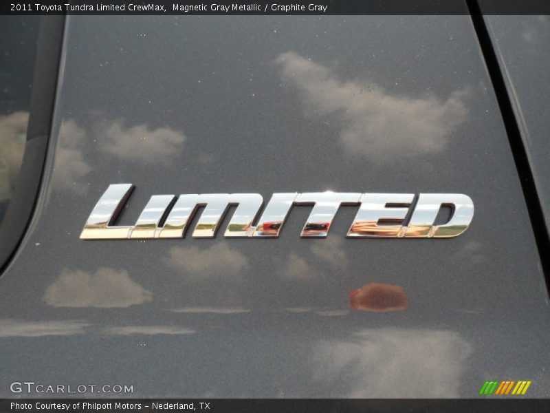 Magnetic Gray Metallic / Graphite Gray 2011 Toyota Tundra Limited CrewMax