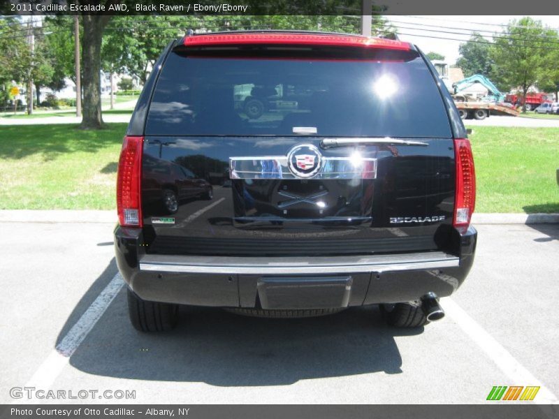 Black Raven / Ebony/Ebony 2011 Cadillac Escalade AWD