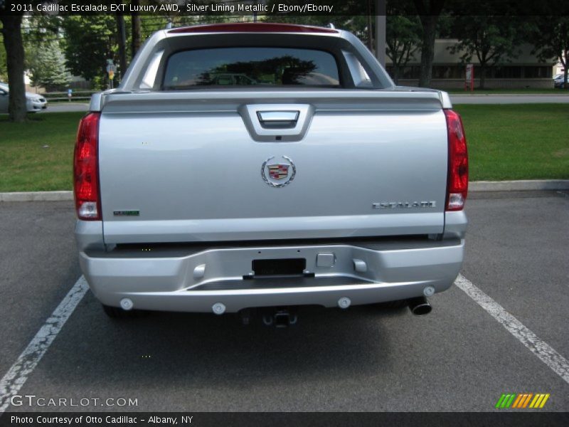  2011 Escalade EXT Luxury AWD Silver Lining Metallic