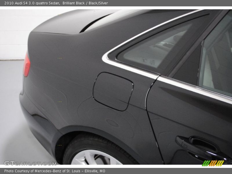 Brilliant Black / Black/Silver 2010 Audi S4 3.0 quattro Sedan