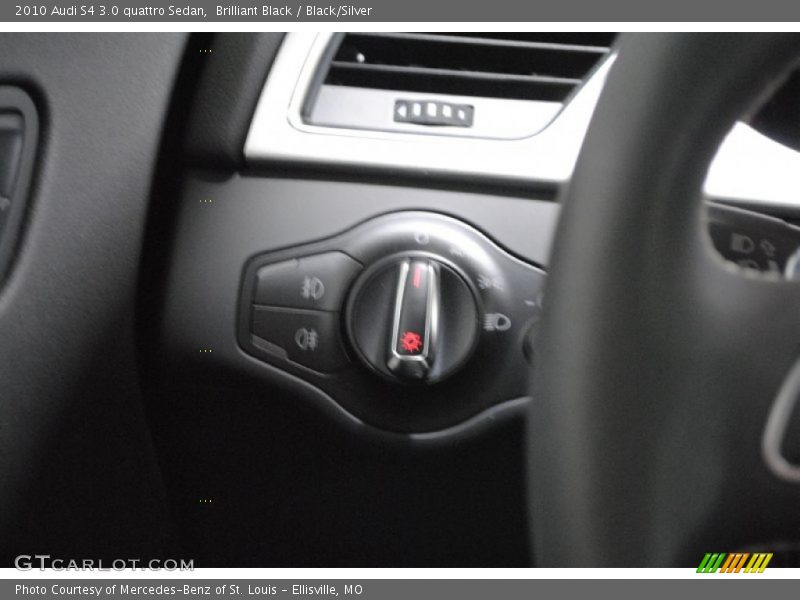 Brilliant Black / Black/Silver 2010 Audi S4 3.0 quattro Sedan