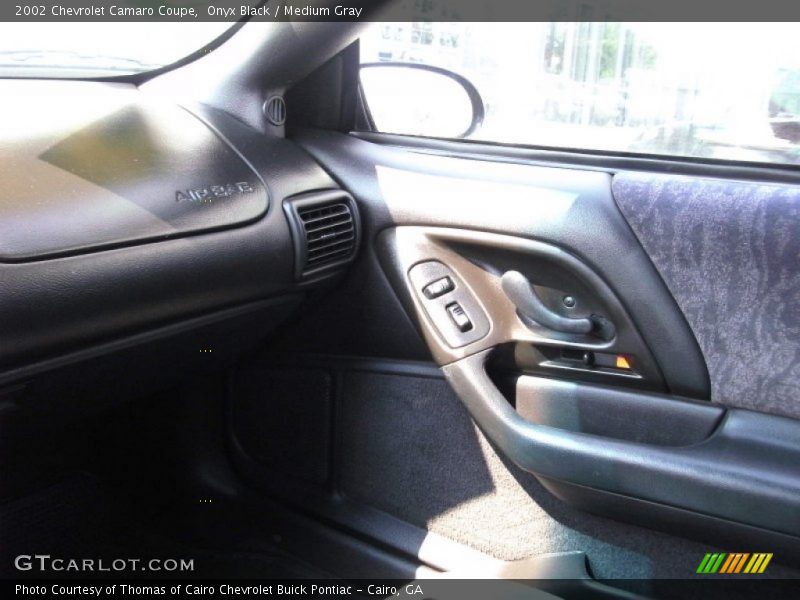 Onyx Black / Medium Gray 2002 Chevrolet Camaro Coupe