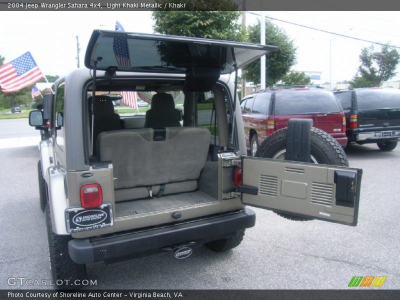 Light Khaki Metallic / Khaki 2004 Jeep Wrangler Sahara 4x4