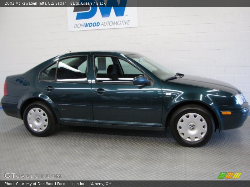 Baltic Green / Black 2002 Volkswagen Jetta GLS Sedan