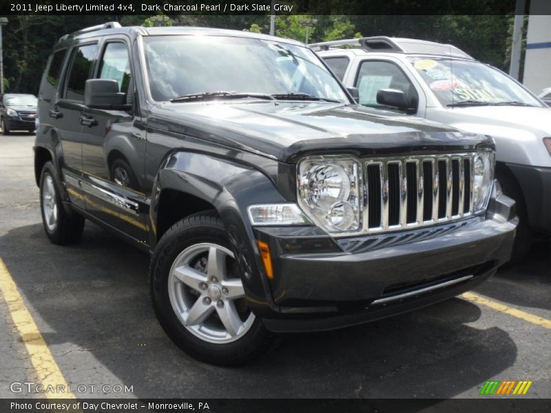 Dark Charcoal Pearl / Dark Slate Gray 2011 Jeep Liberty Limited 4x4