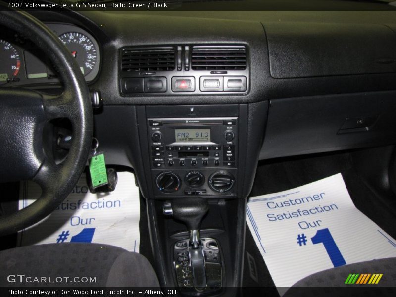 Baltic Green / Black 2002 Volkswagen Jetta GLS Sedan