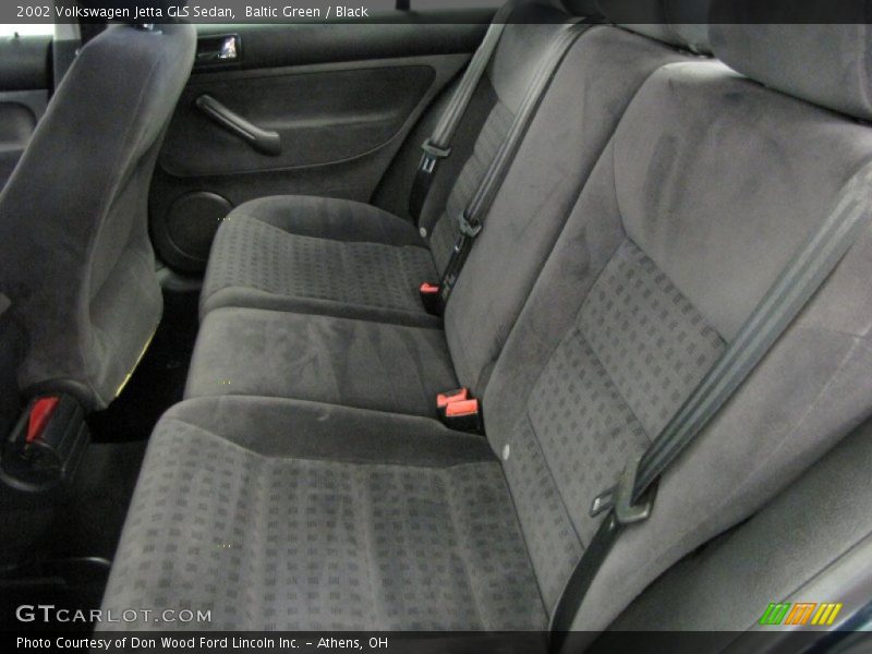 Baltic Green / Black 2002 Volkswagen Jetta GLS Sedan