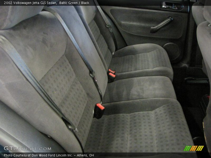 Baltic Green / Black 2002 Volkswagen Jetta GLS Sedan