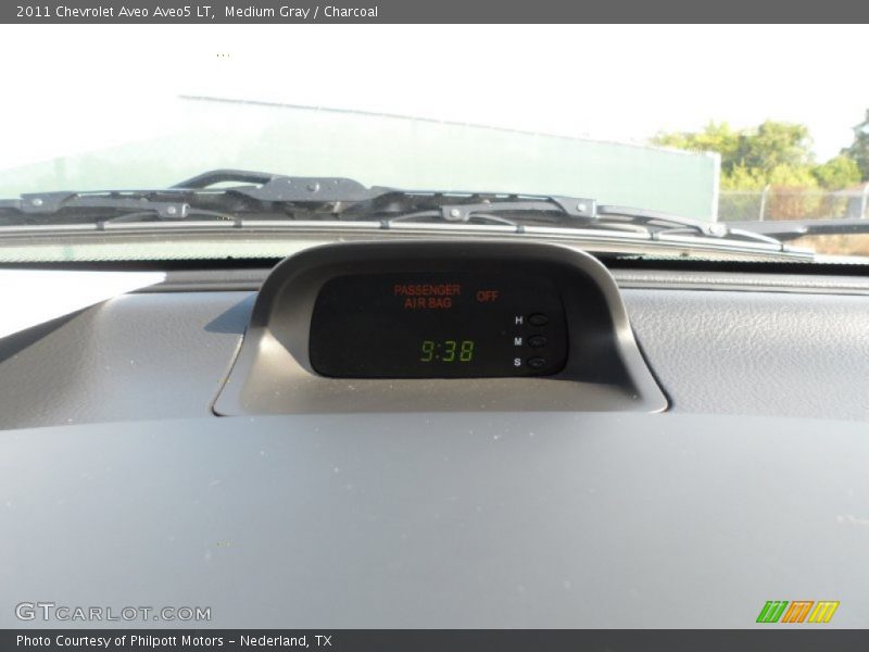 Medium Gray / Charcoal 2011 Chevrolet Aveo Aveo5 LT