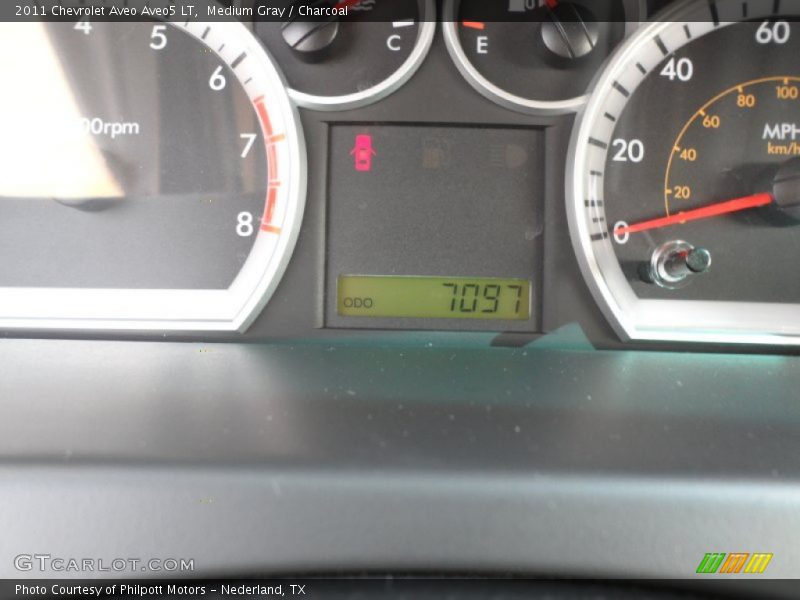 Medium Gray / Charcoal 2011 Chevrolet Aveo Aveo5 LT