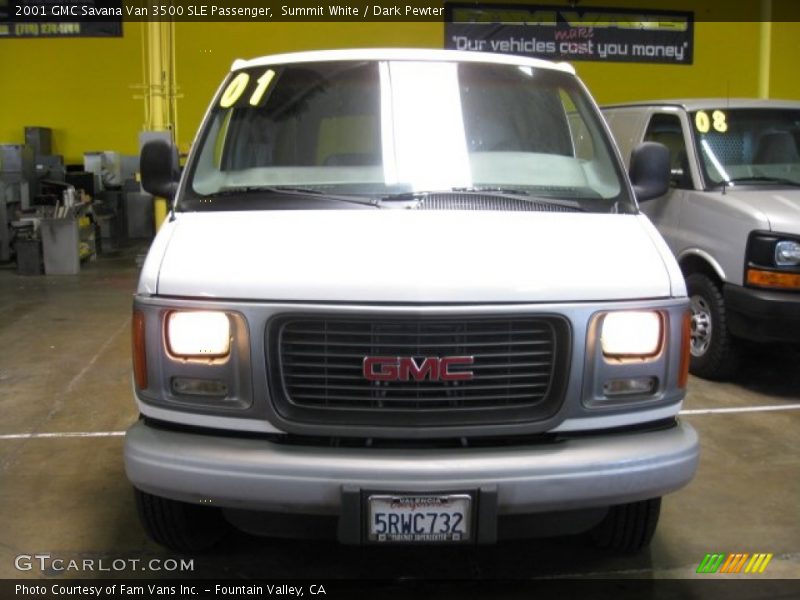 Summit White / Dark Pewter 2001 GMC Savana Van 3500 SLE Passenger