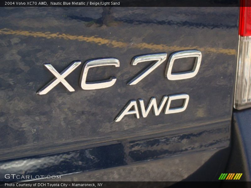 Nautic Blue Metallic / Beige/Light Sand 2004 Volvo XC70 AWD
