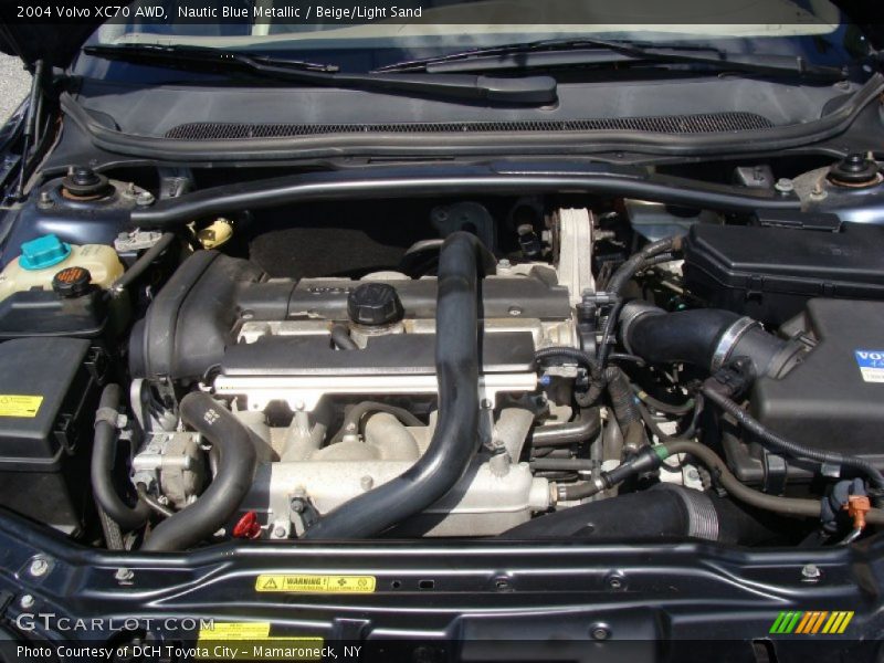 Nautic Blue Metallic / Beige/Light Sand 2004 Volvo XC70 AWD