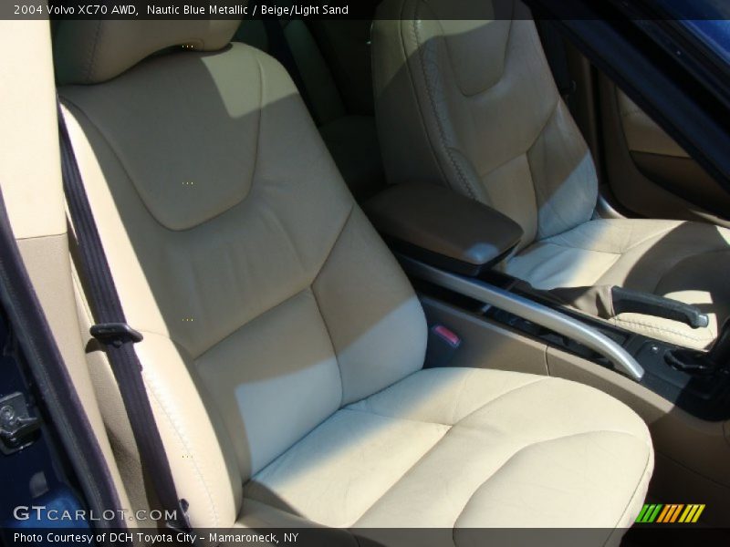 Nautic Blue Metallic / Beige/Light Sand 2004 Volvo XC70 AWD