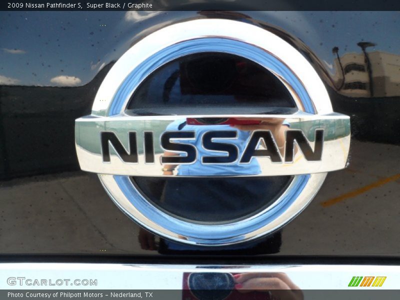 Super Black / Graphite 2009 Nissan Pathfinder S