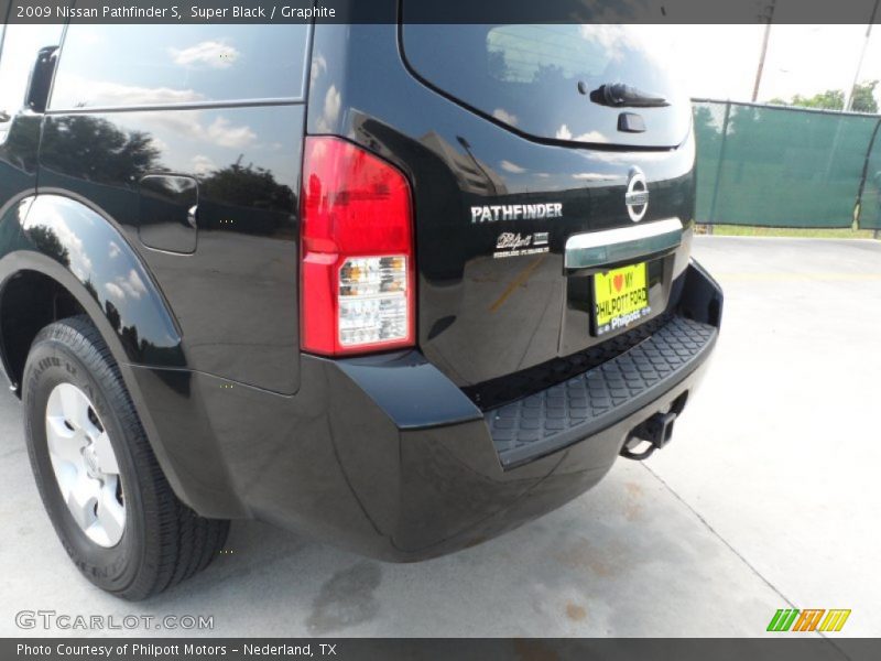 Super Black / Graphite 2009 Nissan Pathfinder S