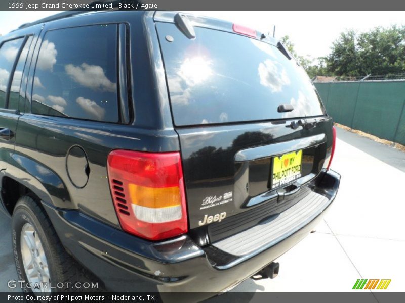 Black / Agate 1999 Jeep Grand Cherokee Limited