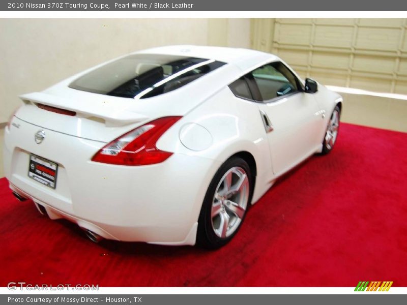 Pearl White / Black Leather 2010 Nissan 370Z Touring Coupe