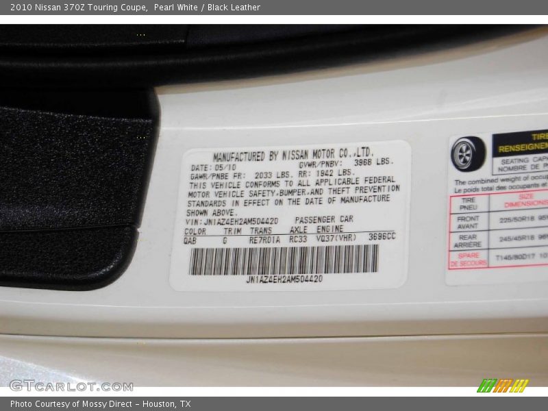 Pearl White / Black Leather 2010 Nissan 370Z Touring Coupe