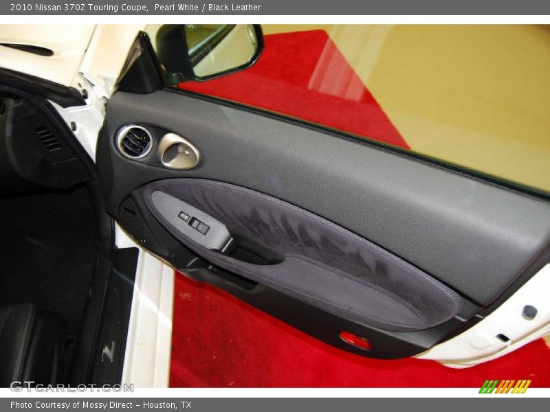 Pearl White / Black Leather 2010 Nissan 370Z Touring Coupe