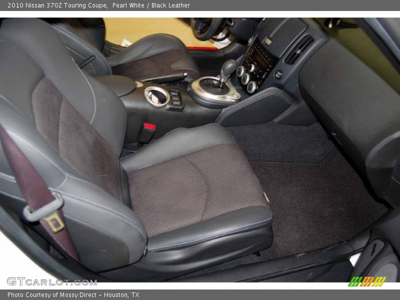 Pearl White / Black Leather 2010 Nissan 370Z Touring Coupe