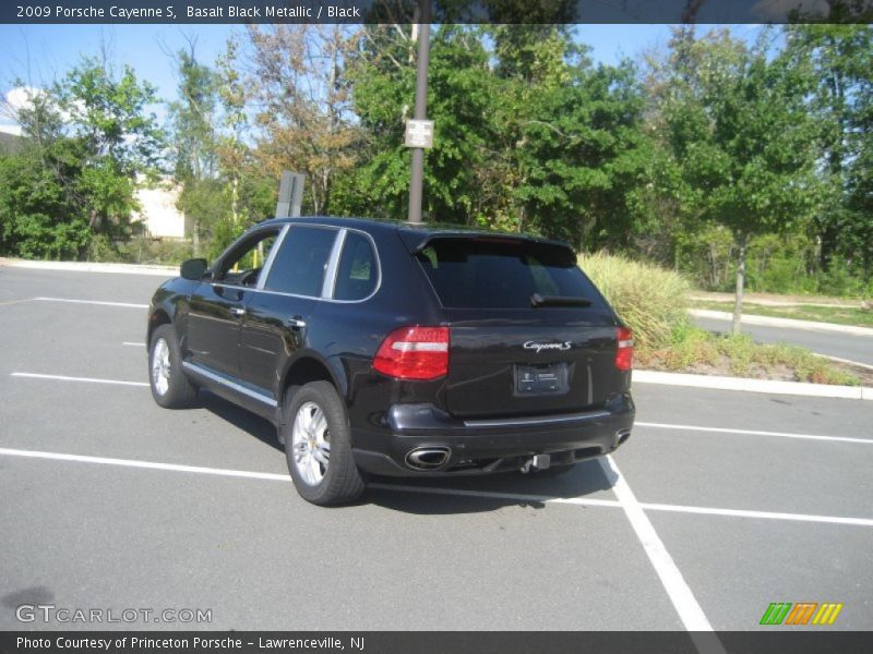 Basalt Black Metallic / Black 2009 Porsche Cayenne S