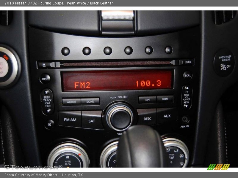 Pearl White / Black Leather 2010 Nissan 370Z Touring Coupe