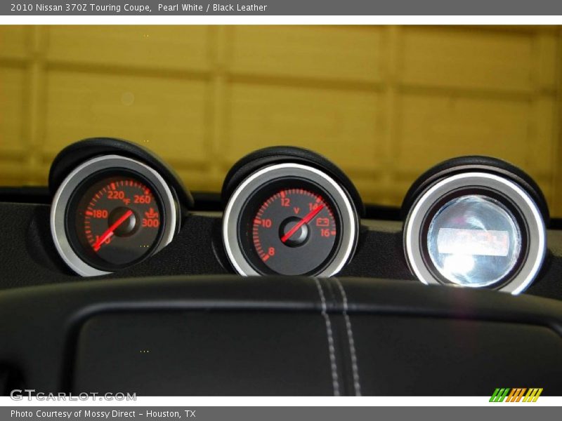 Pearl White / Black Leather 2010 Nissan 370Z Touring Coupe