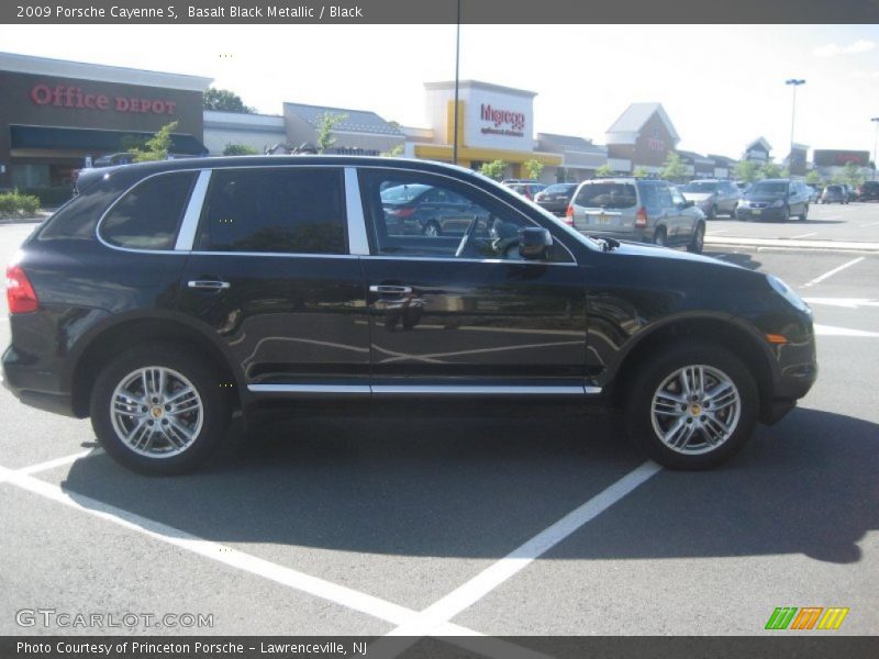 Basalt Black Metallic / Black 2009 Porsche Cayenne S