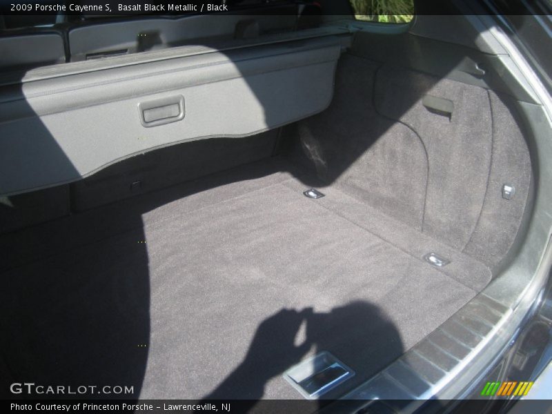Basalt Black Metallic / Black 2009 Porsche Cayenne S