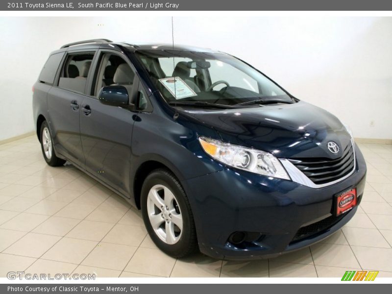 South Pacific Blue Pearl / Light Gray 2011 Toyota Sienna LE