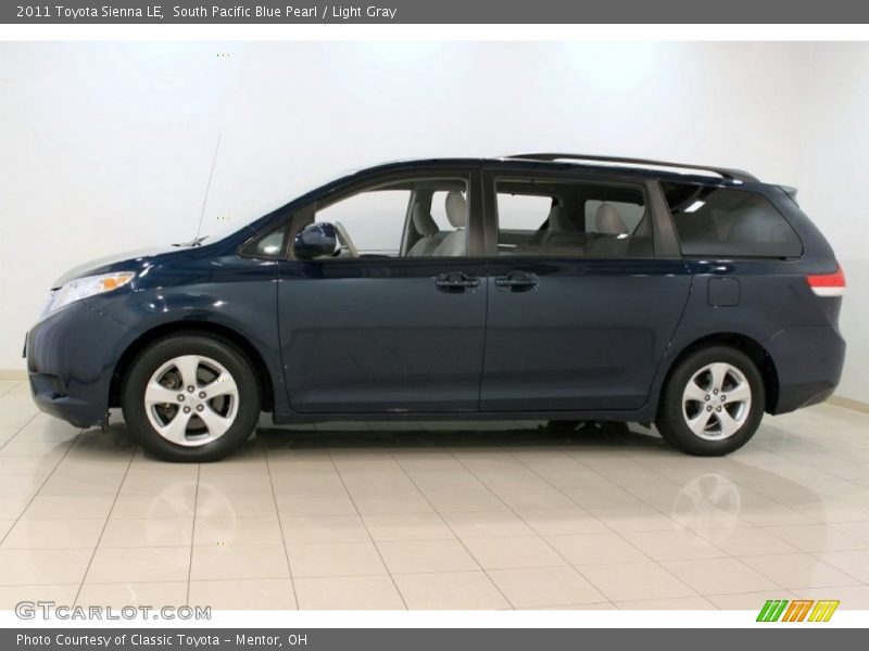 South Pacific Blue Pearl / Light Gray 2011 Toyota Sienna LE