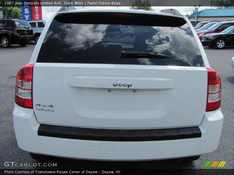 Stone White / Pastel Pebble Beige 2007 Jeep Compass Limited 4x4