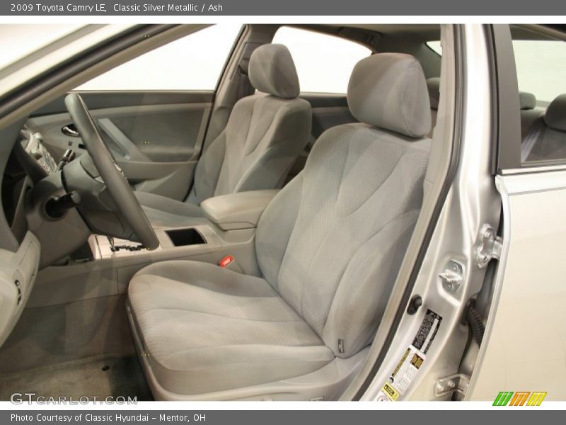 Classic Silver Metallic / Ash 2009 Toyota Camry LE